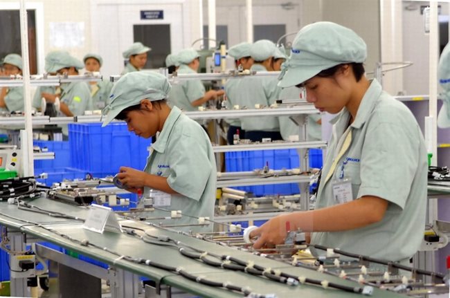 Japanese firms in Vietnam lack materials for production