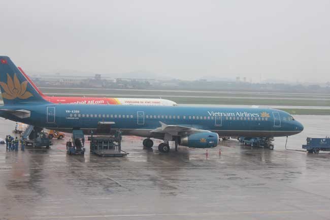 Vietnam Airlines’ stock put on warning list