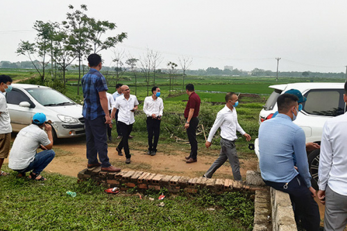 Đất nền Hòa Lạc tiếp tục “căng hơi”