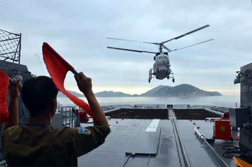 Dấu ấn Hải quân Việt Nam tại lễ duyệt binh tàu Hải quân quốc tế 2015 - ảnh 2