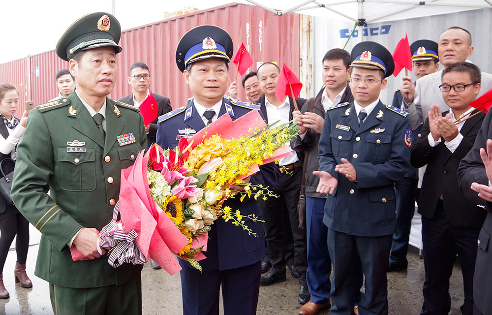 Tàu Cảnh sát biển Trung Quốc thăm Việt Nam - ảnh 1
