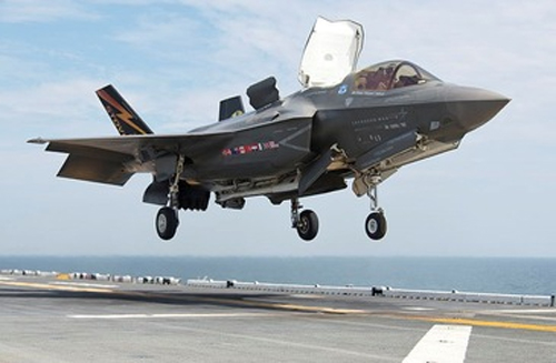F-35B lần đầu tiên tham gia diễn tập chiến đấu giả lập - ảnh 1