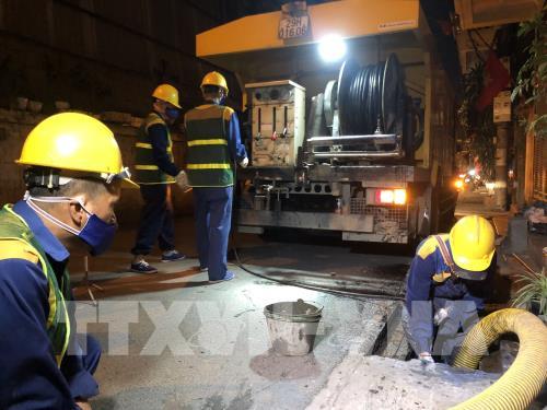 Nghe VietNamNet: Đã vận chuyển hơn 50 tấn phế thải đi xử lý tại công ty Rạng Đông