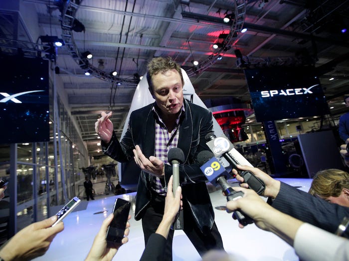 Một ngày làm việc của tỷ phú Elon Musk: Không ăn sáng, làm việc đa nhiệm, hạn chế nghe điện thoại và đi ngủ lúc 1 giờ đêm - Ảnh 13.