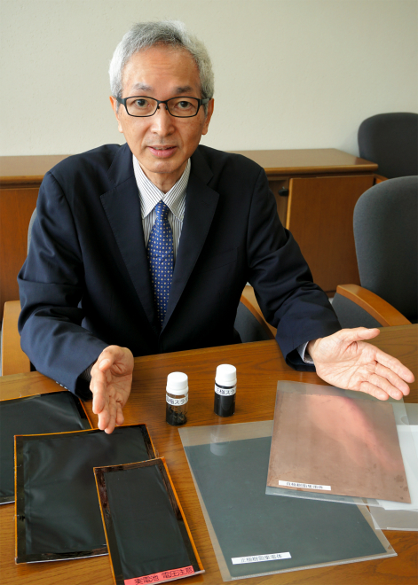 Huyền thoại ngành pin người Nhật phát minh ra pin polymer mới, an toàn hơn và rẻ hơn pin li-ion 90%, sẽ đi vào sản xuất hàng loạt trong đầu năm tới - Ảnh 2.