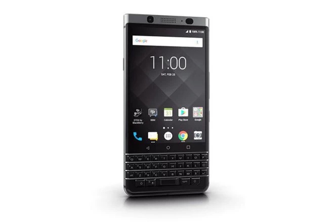 Cùng nhìn lại những chiếc điện thoại BlackBerry tốt nhất đã thay đổi cả thế giới - Ảnh 28.