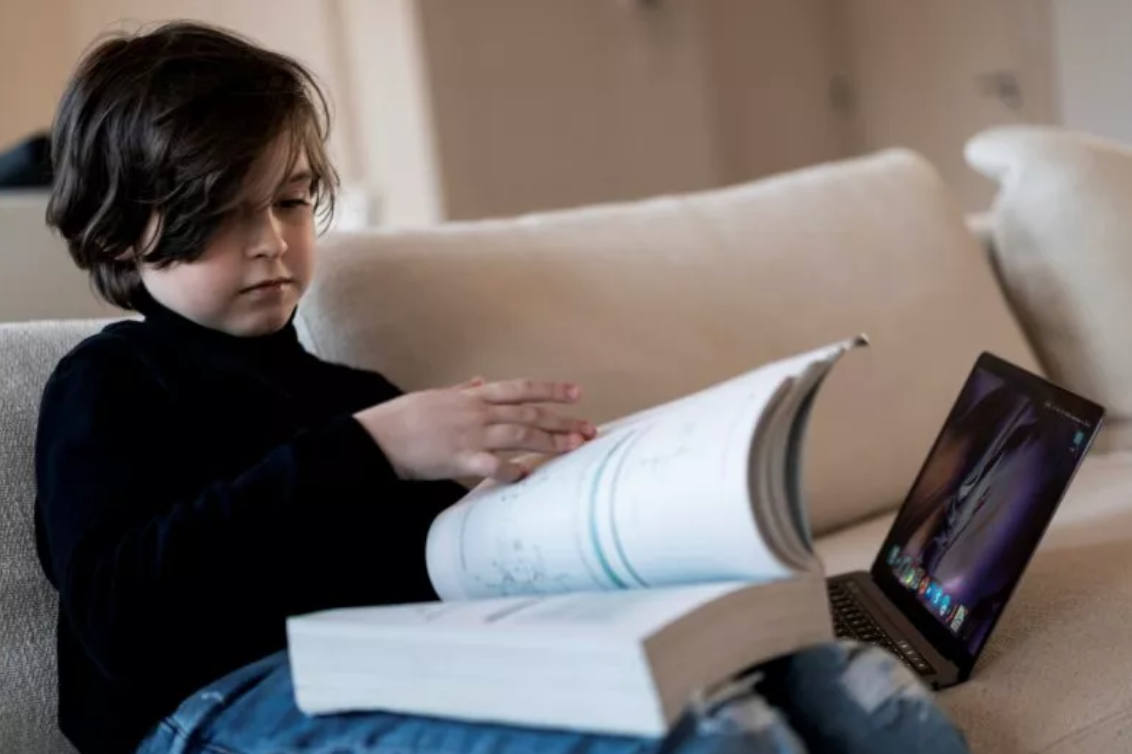 Thiên tài vật lý 11 tuổi bày tỏ nguyện vọng bất tử bằng công nghệ - Ảnh 1.