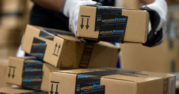 Amazon - Gã khổng lồ 'xấu tính' : Thẳng tay trừng phạt nhà buôn 'dám' bán hàng ở chỗ khác rẻ hơn, bị kiện từ Mỹ tới châu Âu - Ảnh 1.