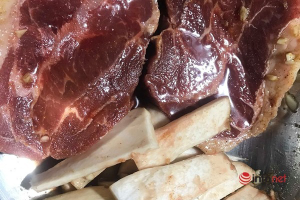 Thịt bò áp chảo thơm ngon đổi món cuối tuần - Ảnh 4.