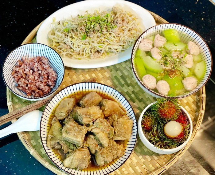 9X khoe cơm 4 người siêu ngon, 2 tuần mới lặp lại một món, hội chị em khen nức nở - Ảnh 8.