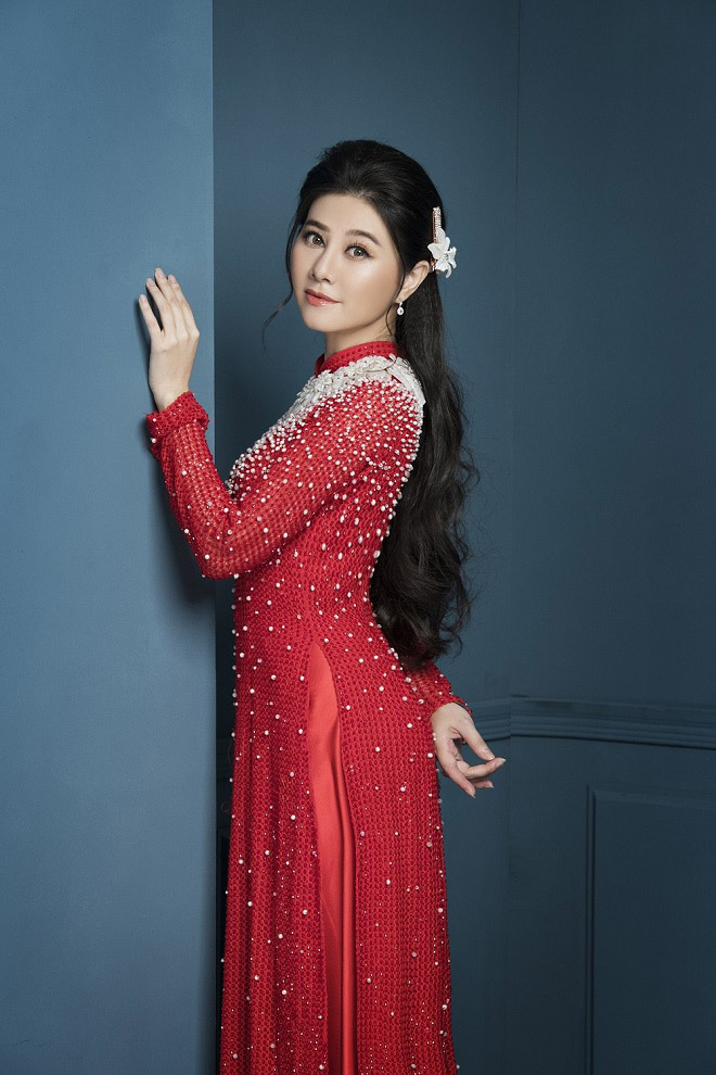 NSƯT Quế Trân ở tuổi 40: Không chồng con, suýt bỏ nghề sau cú sốc bố ruột qua đời - Ảnh 3.