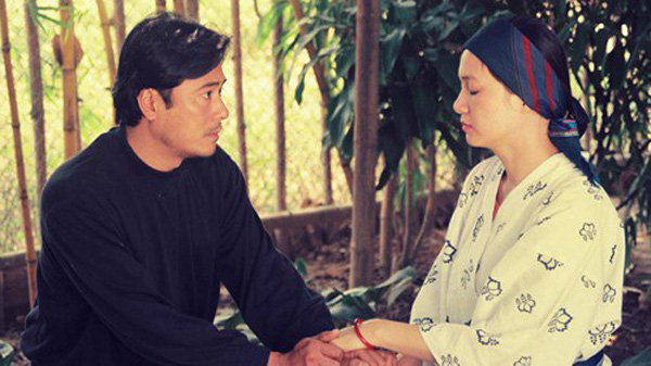 Tuổi xế chiều của tài tử điện ảnh miền Bắc - NSND Mạnh Cường: Sống bình yên bên vợ là mối tình đầu, đã lên chức ông - Ảnh 2.