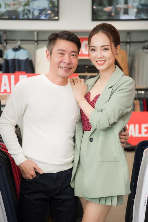 Vợ NSND Công Lý tiết lộ tình trạng hôn nhân: