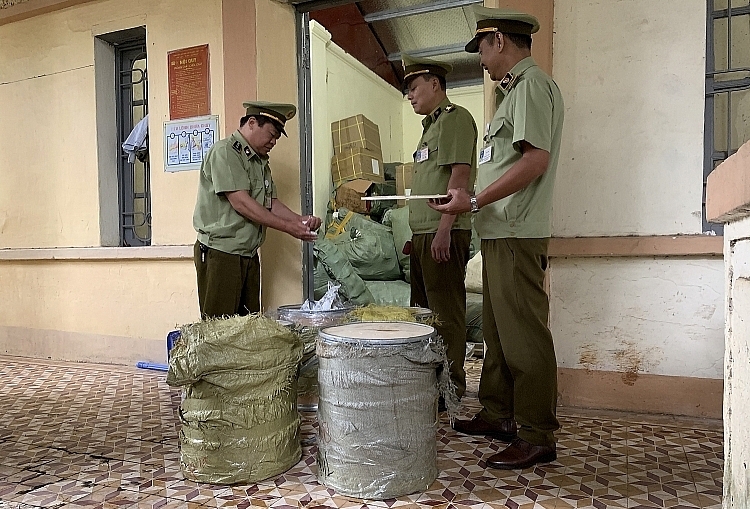 Thu giữ 116 kg nguyên liệu chè trân châu do Trung Quốc sản xuất