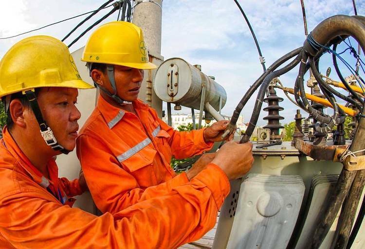 Việt Nam sẽ mua gần 1,5 tỷ kWh điện từ Lào