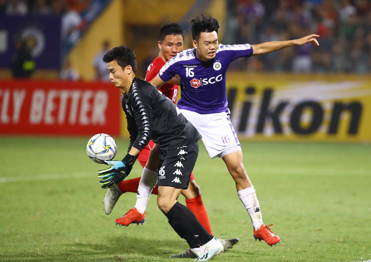 Nghe VietNamNet: Thủ môn Bùi Tiến Dũng chia tay CLB Hà Nội