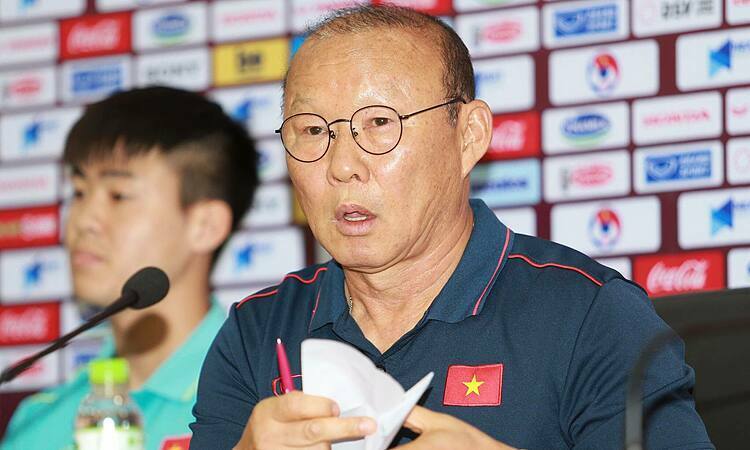 Nghe VietNamNet: HLV Park: 'Tôi thấy sự quyết tâm trong ánh mắt của cầu thủ Việt Nam'