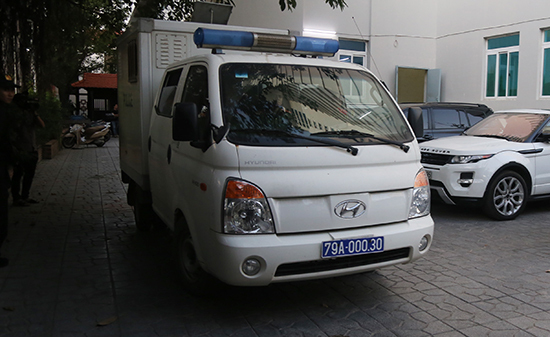 Nghe VietNamNet: Nguyên Giám đốc công ty bất động sản bị bắt