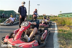 Hanoi go-karting fulfils the need for speed
