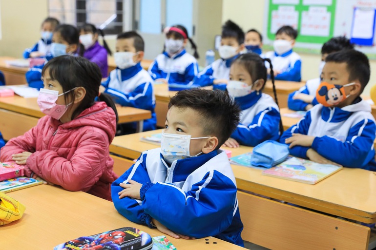 Covid-19 stokes parental concerns after schools reopen in Hanoi