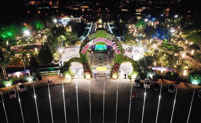 Da Lat tourist sites to stay open at night