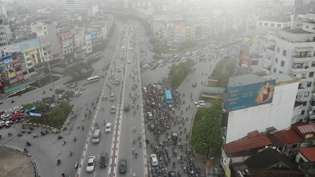 Hanoi, HCM City streets face severe congestion