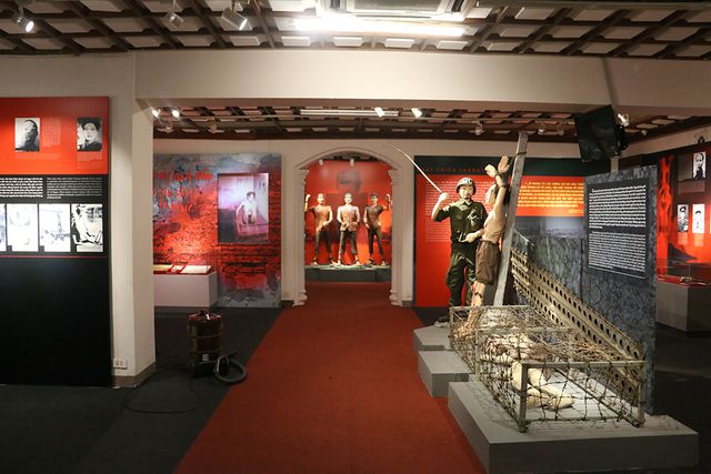 Hanoi exhibition highlights revolutionary prisoners