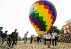 Hot air balloon service launched at Ba Vi National Park