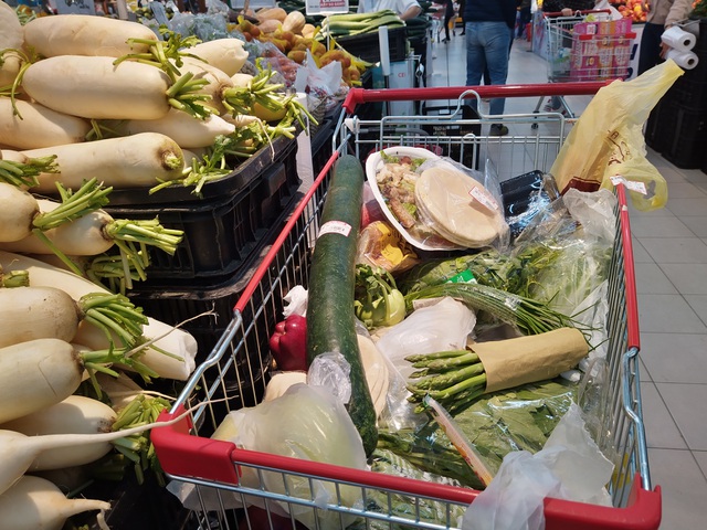 Supermarket shelves empty as people avoid going out