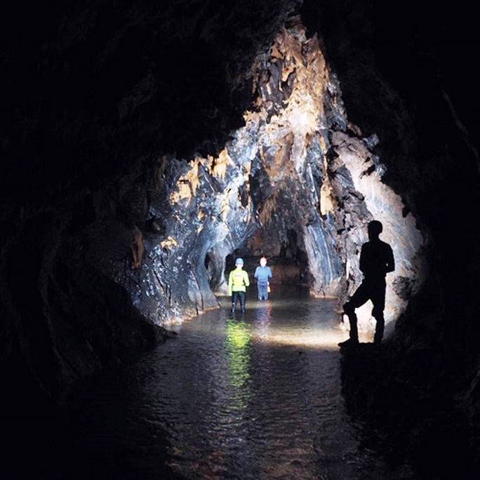 12 new caves discovered in Quang Binh