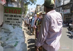 Restaurant owners offer free meals to poor people