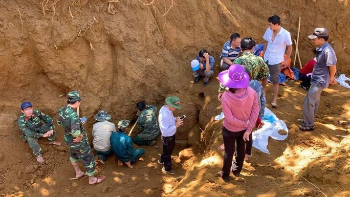 Mass grave found in Quang Nam Province
