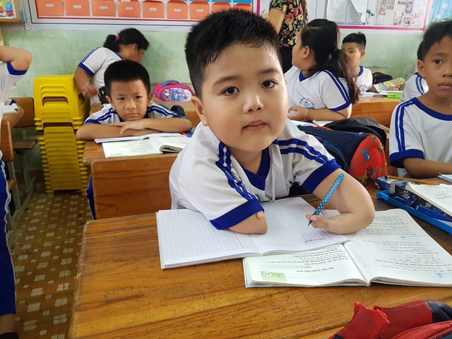 Disabled boy pursues passion to study