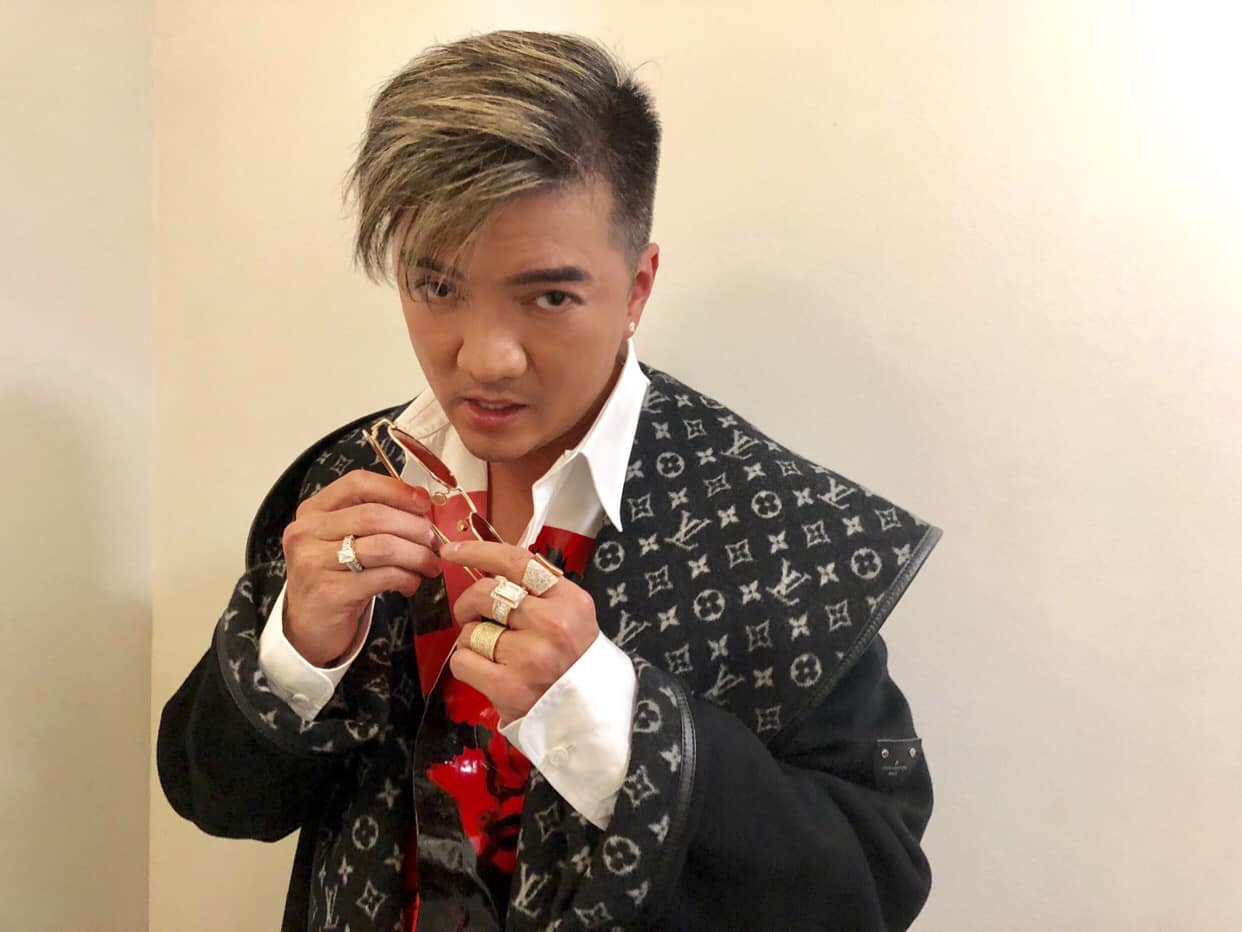 Mr Đàm bất ngờ tuyên bố 'khởi kiện' Vũ Hà sau hàng chục năm chơi thân vì lí do này - 1