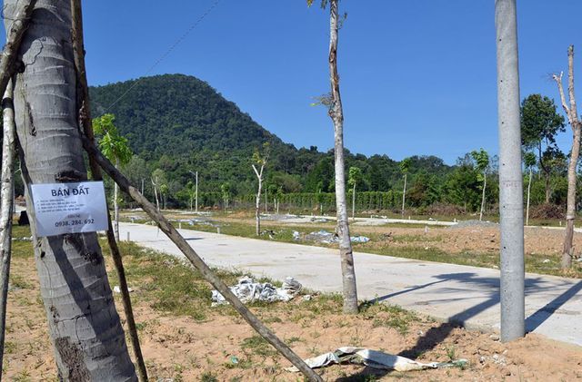 Bộ Kế hoạch: Cần cấm người Việt đứng tên hộ người Trung Quốc mua đất đai - 1