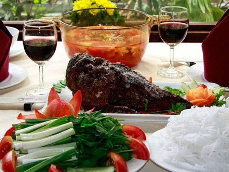 Loài cá xấu xí khiến thực khách kinh hãi nhưng lại là đặc sản ngon trứ danh - 4