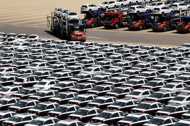 Quy định khí thải bóp nghẹt thị trường ô tô Trung Quốc - 1
