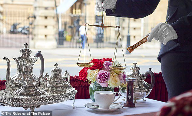 Có gì ở tách trà đắt nhất vương quốc Anh, trị giá 14,6 triệu đồng - 1