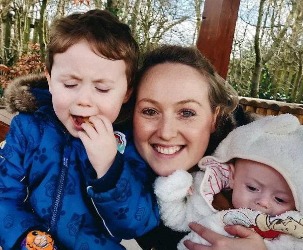 Cắt ngực, hóa trị 2 lần, rụng hết tóc mới biết không hề mắc ung thư - 2