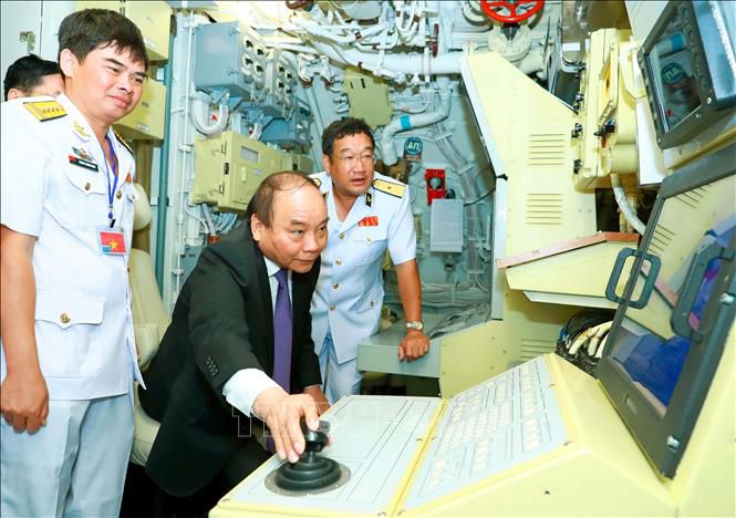 Cận cảnh 6 “Hố đen đại dương” thuộc Lữ đoàn Tàu ngầm của Hải quân Việt Nam - 10