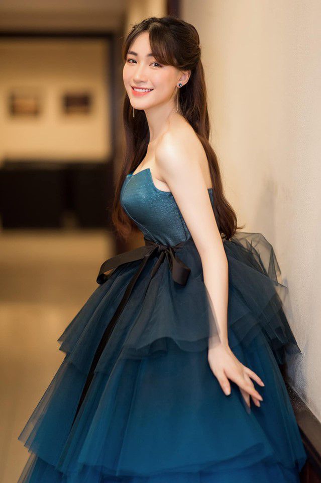 Bị đồn ăn bám đại gia, Hoà Minzy bày tỏ: Xem “Về nhà đi con” để biết phải giàu - 3