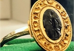 Người đàn ông tìm được chiếc nhẫn vàng cổ giá hơn 280 triệu đồng vì đãng trí 30 năm