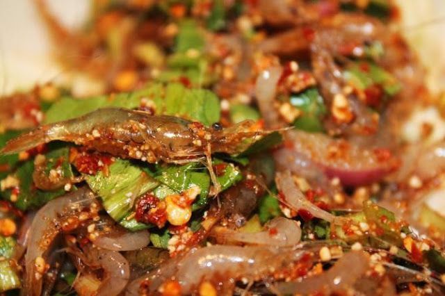Món đặc sản khoái khẩu nhưng “tàn nhẫn” - 4
