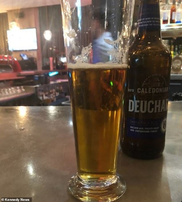 Cốc bia bị đội giá lên tới 1,5 tỷ đồng, cao gấp cả chục nghìn lần thực tế - 1