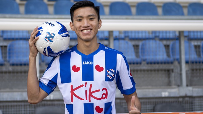 Nghe VietNamNet: SC Heerenveen lần đầu tiết lộ lương khủng của Văn Hậu