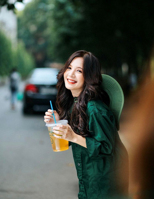 Thiếu nữ Hà thành xinh đẹp hút hồn, kiếm hàng chục triệu đồng mỗi tháng - 9