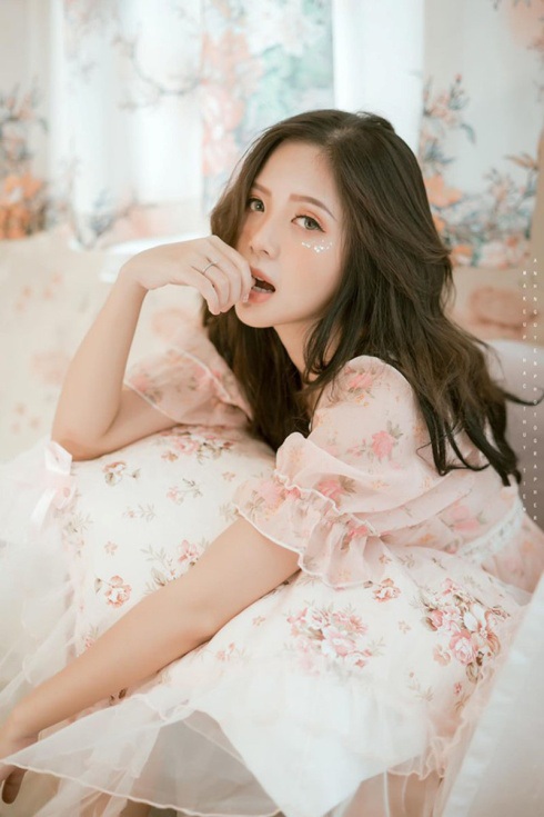 Thiếu nữ Hà thành xinh đẹp hút hồn, kiếm hàng chục triệu đồng mỗi tháng - 6