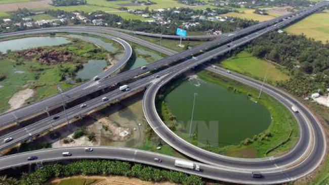 Nghe VietNamNet: Bộ Giao thông hủy đấu thầu quốc tế với “đại dự án” cao tốc Bắc - Nam