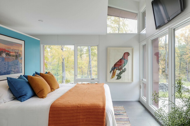 Nhà nhỏ ở nông thôn của cặp vợ chồng già về hưu gây ấn tượng vì quá tiện nghi - 17