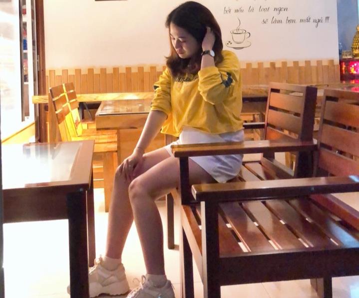 Nghe VietNamNet: Nữ nhân viên hợp đồng được bổ nhiệm làm lãnh đạo 3 đơn vị là sai quy trình!